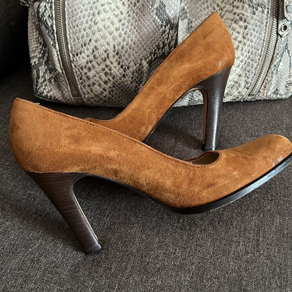 MICHAEL KORS Made in Italy Brown Suede Luxury Heels/ Pumps Size 7 - Picture 3 of 12